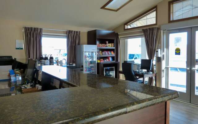 Rodeway Inn & Suites Ontario