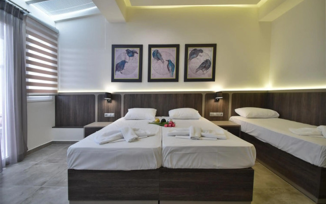 Dafni Plus Hotel