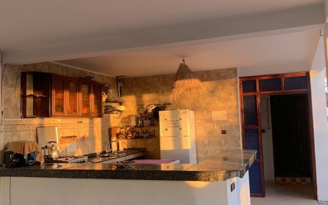 Auberge sunrise surf camp