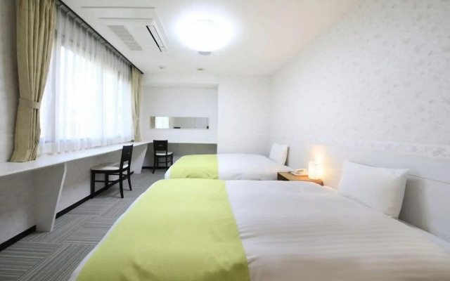 Shinmatsudo Station Hotel