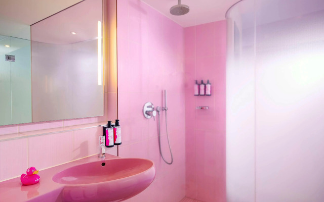 Отель nhow Berlin