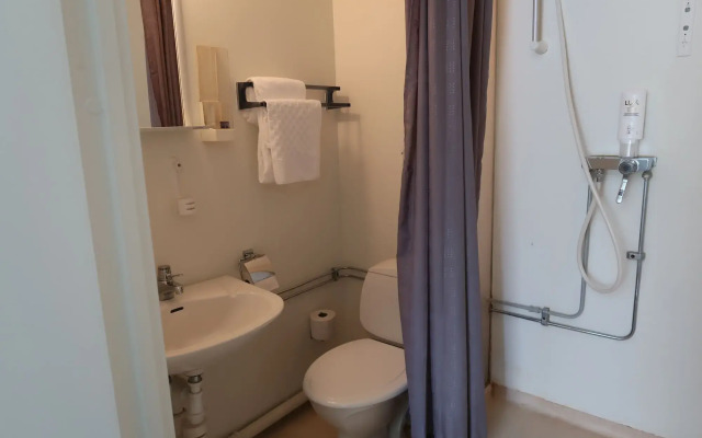 Hotel Aveny Bed & Breakfast