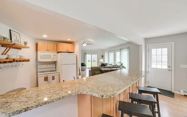 Close to 3 Ski Areas: Michigan Family Retreat!