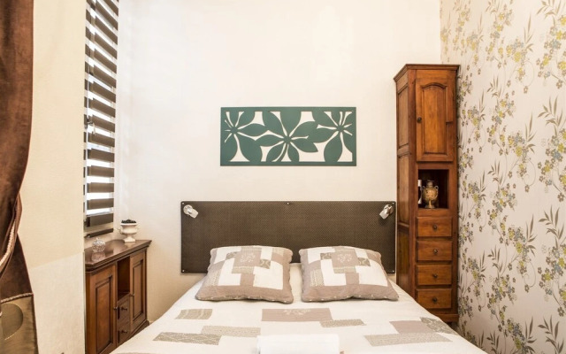 Appartement Entre 2 Murs