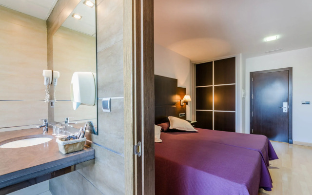 Hotel YIT Conquista de Granada