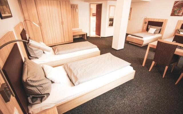 Hotel Am Vogelsanger Weg