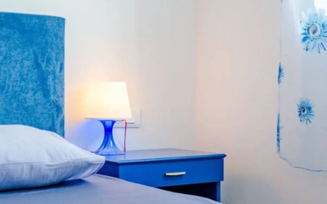 Apartment Karlo - Two Bedroom Apartment With Balcony