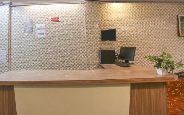 Hotel Mahadev by OYO Rooms
