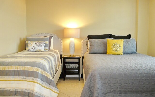 South Seas Tower 3-905