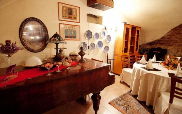 Pension Hanul Sf. Gheorghe