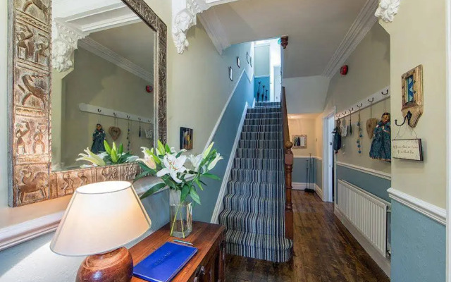 Woodside Guest House