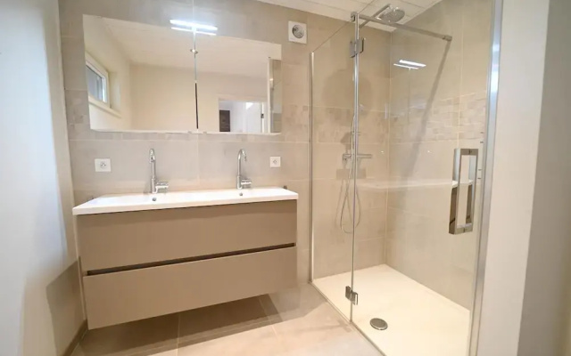 Holiday Home in Durbuy With Hot Tub & Sauna