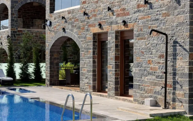 Turtulli Castle Stone Villa 1 - Private Pool Oasis