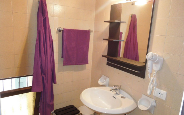 Bike Hotel Touring Gardone Riviera & Wellness