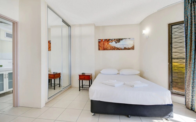 Shandelle Apartments