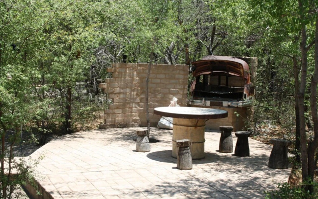 Roy's Rest Camp