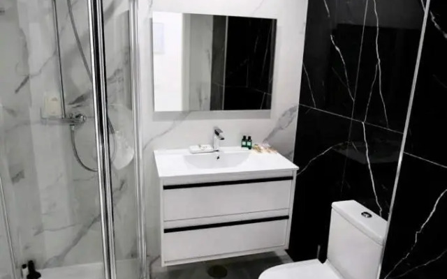 First Line Puerto Banus Harbour, 3 bedroom Luxury Apartment, Marbella