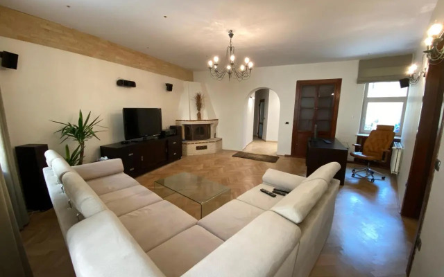 premium suites Postavarului