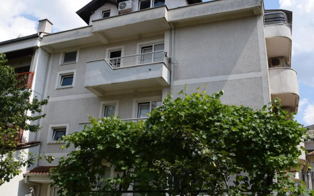 Mihail's Apartments in Ohrid 3