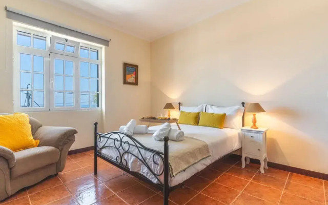 Vale Formoso 1 by Atlantic Holiday