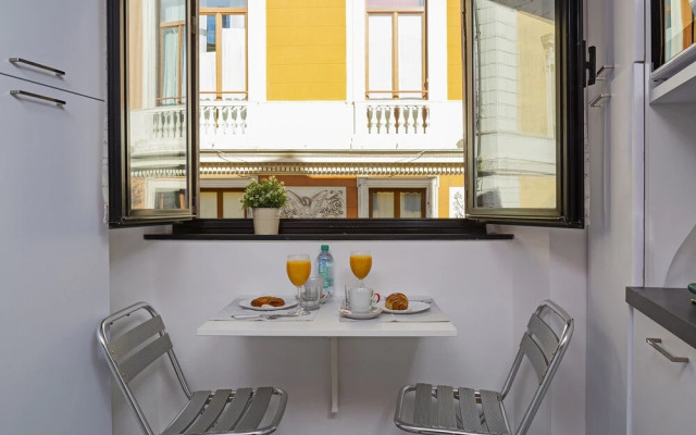 Luxury apartment in the heart of Genoa