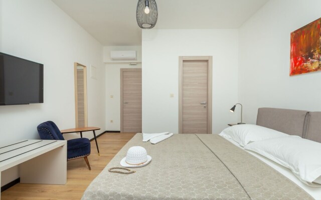 Boutique Villa Root