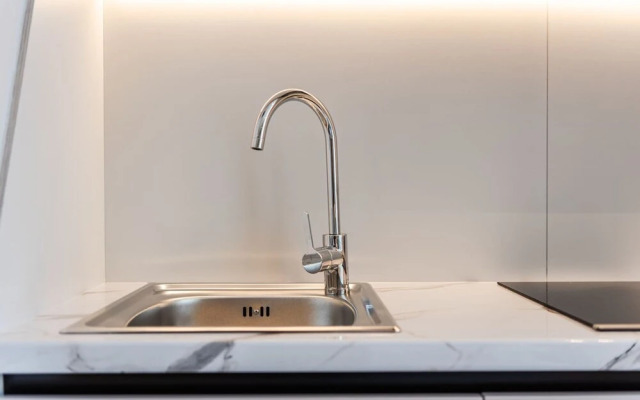 Luxury Studio With Free Parking