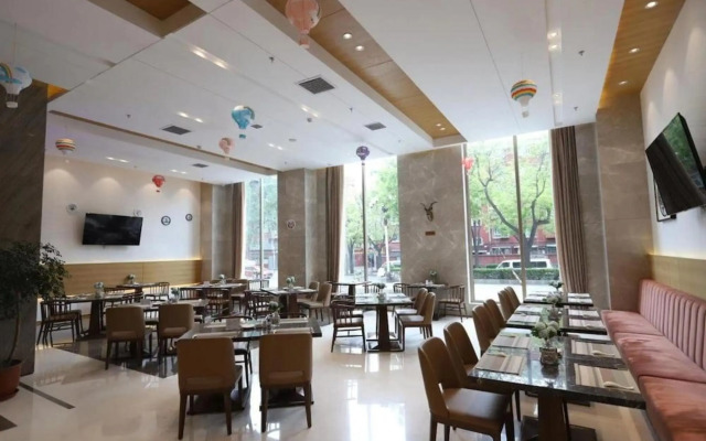 Juny Oriental Hotel