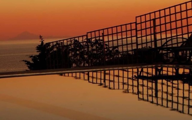 Samothraki Beach Apartment & Suites Hotel