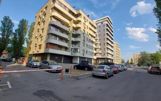 Mamaia Miraj E1