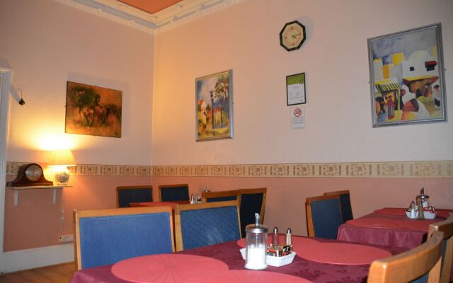 Bow Guest House