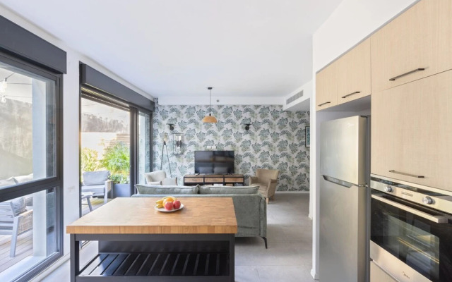 Ecletic by TLV2RENT