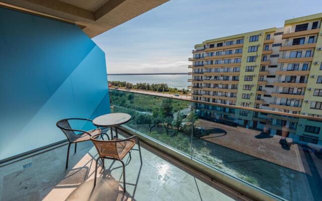 SOLID HOUSE STUDIO Vis-a-Vis de NUBA CLUB