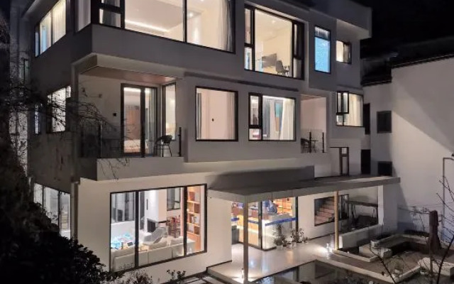 Season Faxian Designer Holiday Homestay