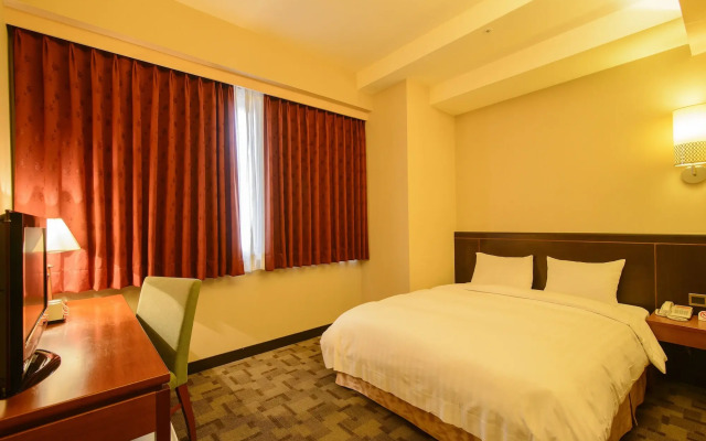 San Hua Hotel
