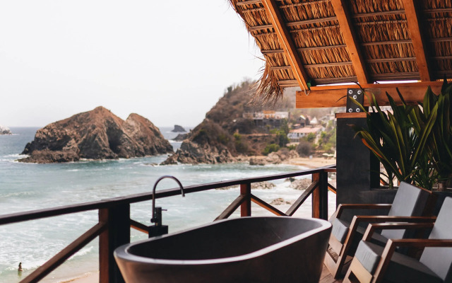 Naked Hotel Zipolite