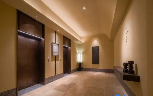 Atour Hotel Dalian Hongxinghai Coastal Highway