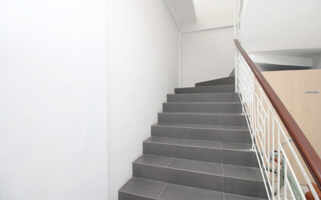 Airy Tegalsari Teuku Umar 21 Surabaya