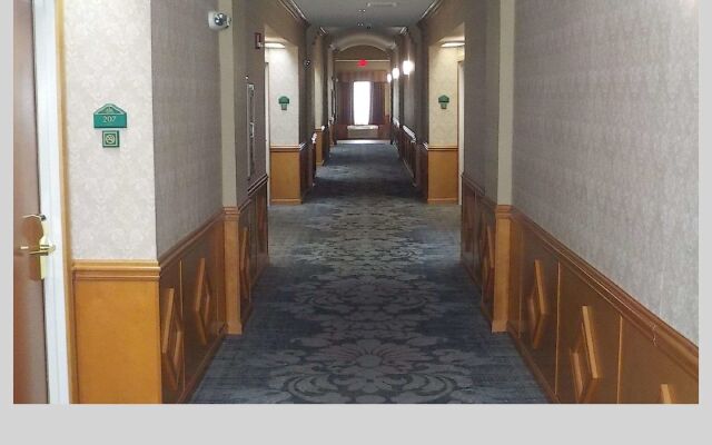 SureStay Plus Hotel by Best Western Warner Robins AFB