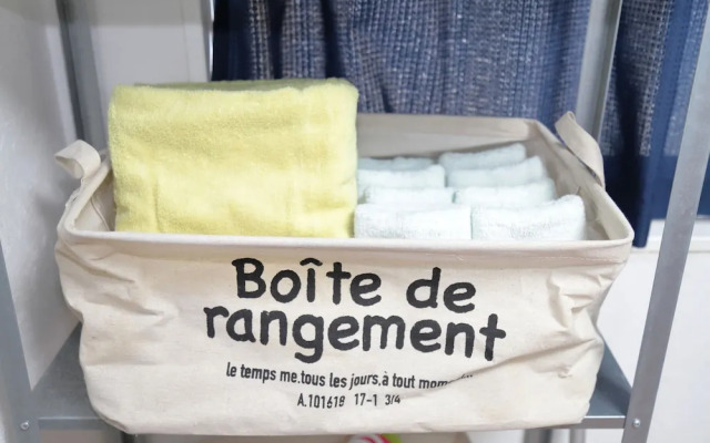 Vivid Zebra House - 197-1