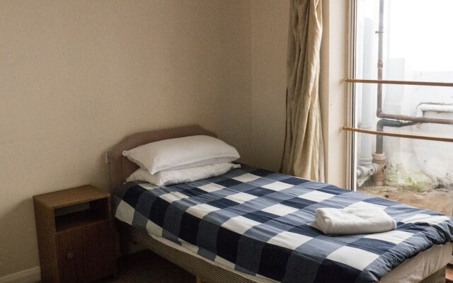 Admiral House M20 Long Term