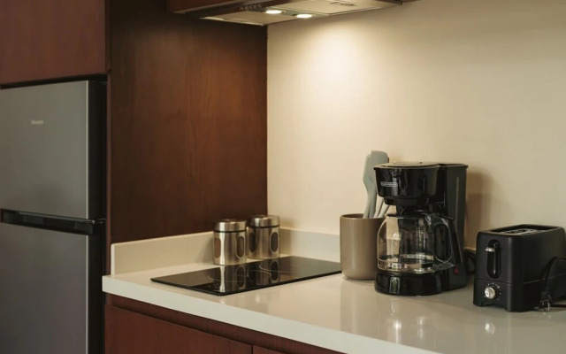 Gorgeous Loft Jungle Views and Premium Amenities