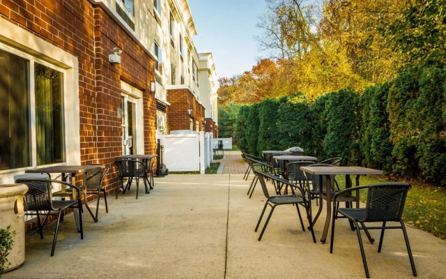 Fairfield Inn by Marriott Medford Long Island