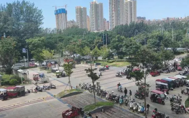 Yiyuan Mengya Apartment (Xinxiang University Town Baolong Plaza Branch)