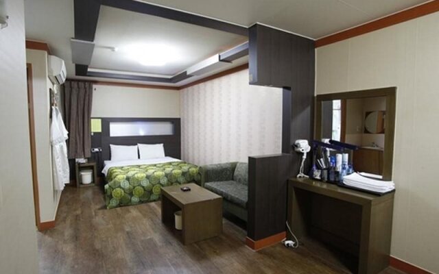 Goodstay Js Motel