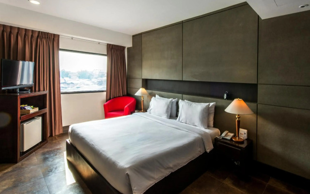 Le Fenix Sukhumvit