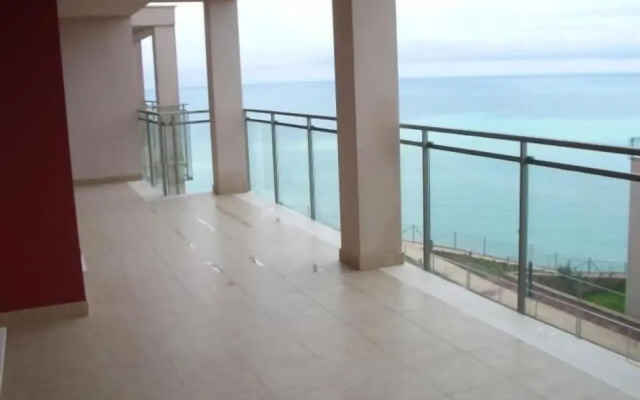 Luxurious Duplex Penthouse Facing the sea