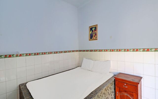 Hotel O Sekar Jagat Near Pantai Baluk Rening