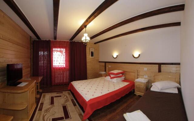 Pensiunea Lacramioara