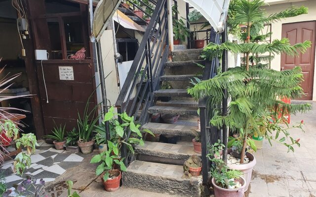 Casa Sarmiento Travelers Inn